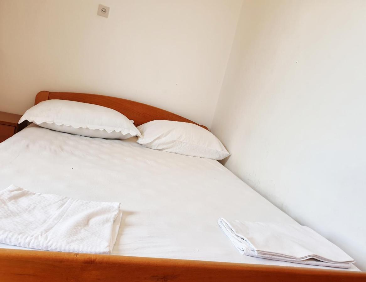 Betanovalja Appartement Buitenkant foto
