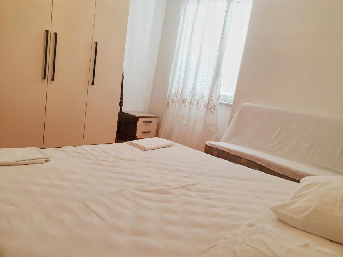 Betanovalja Appartement Buitenkant foto