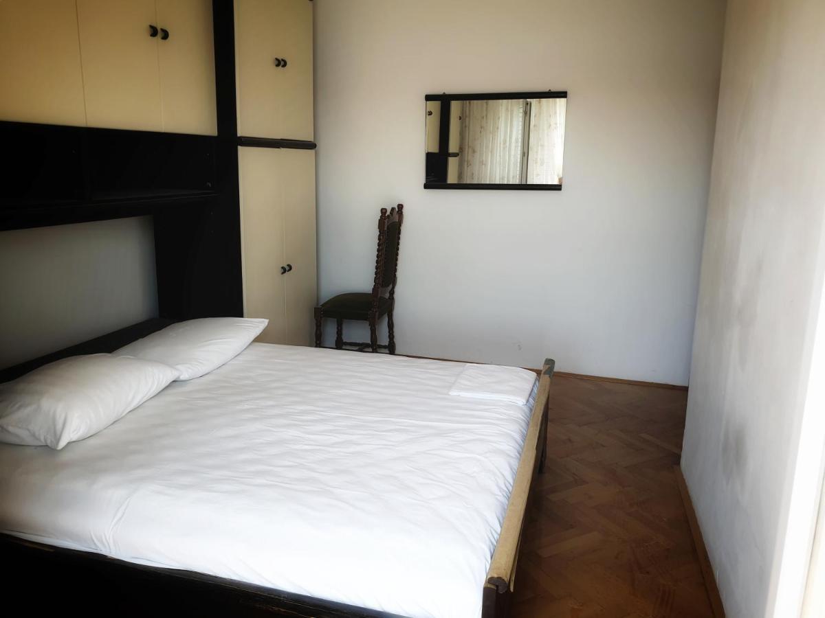 Betanovalja Appartement Buitenkant foto