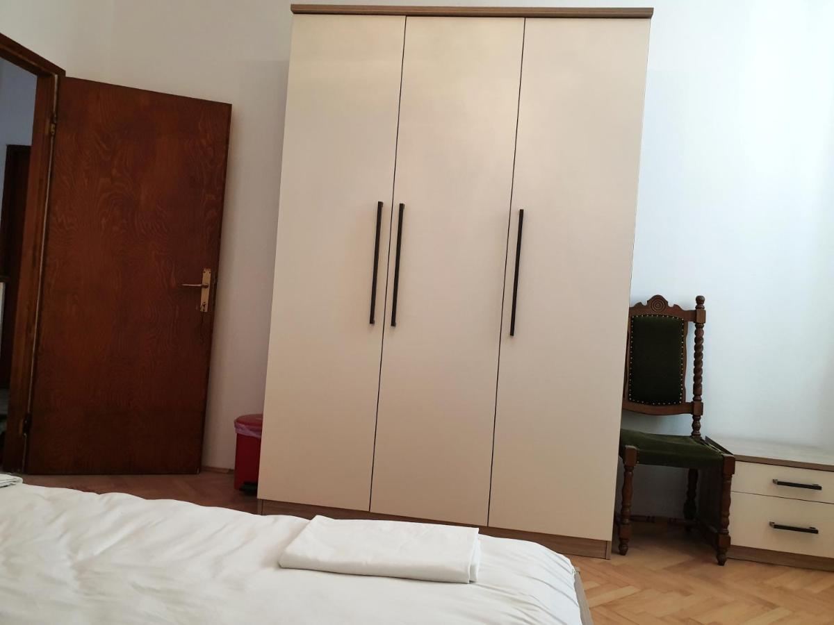 Betanovalja Appartement Buitenkant foto