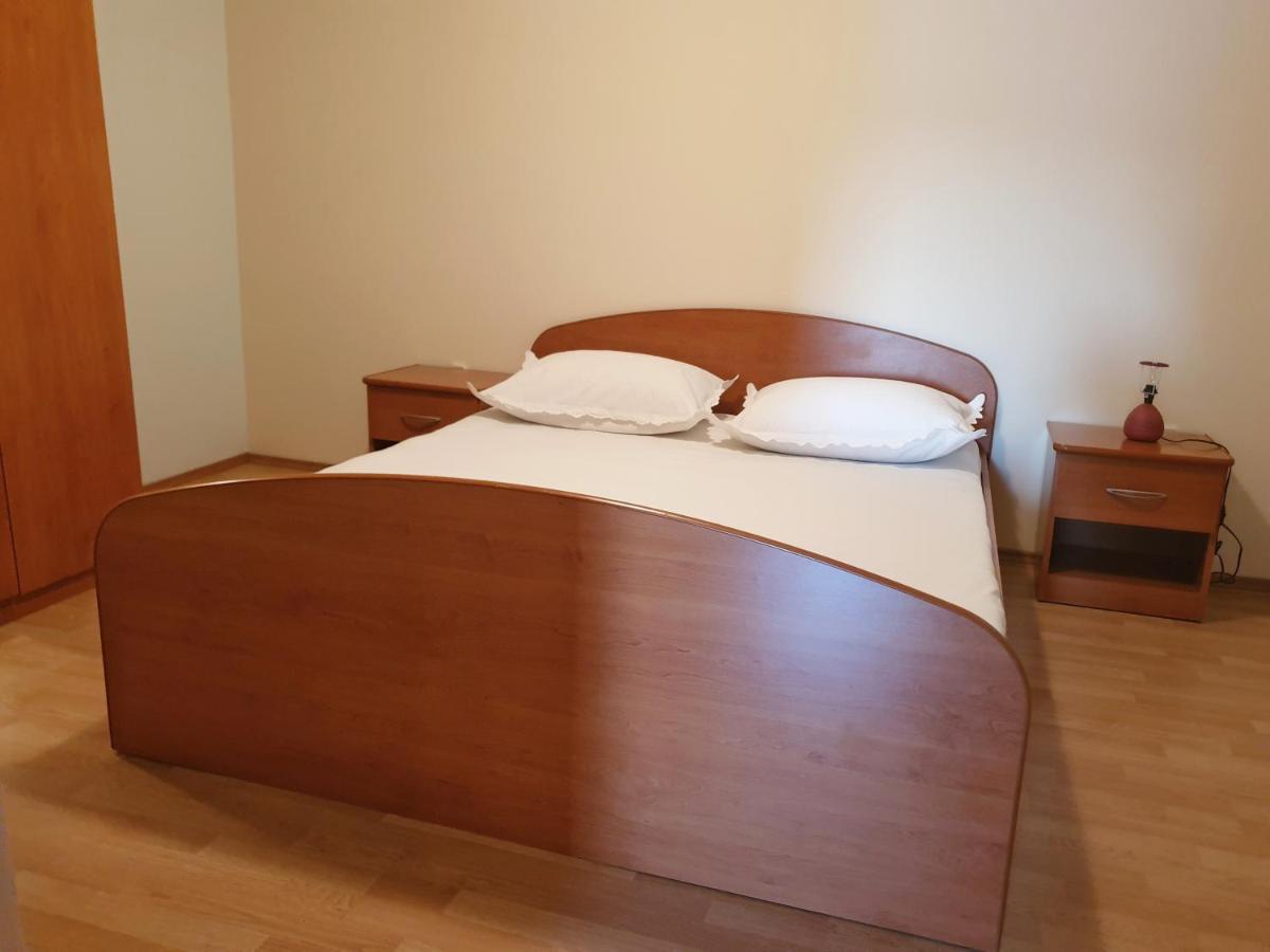 Betanovalja Appartement Buitenkant foto