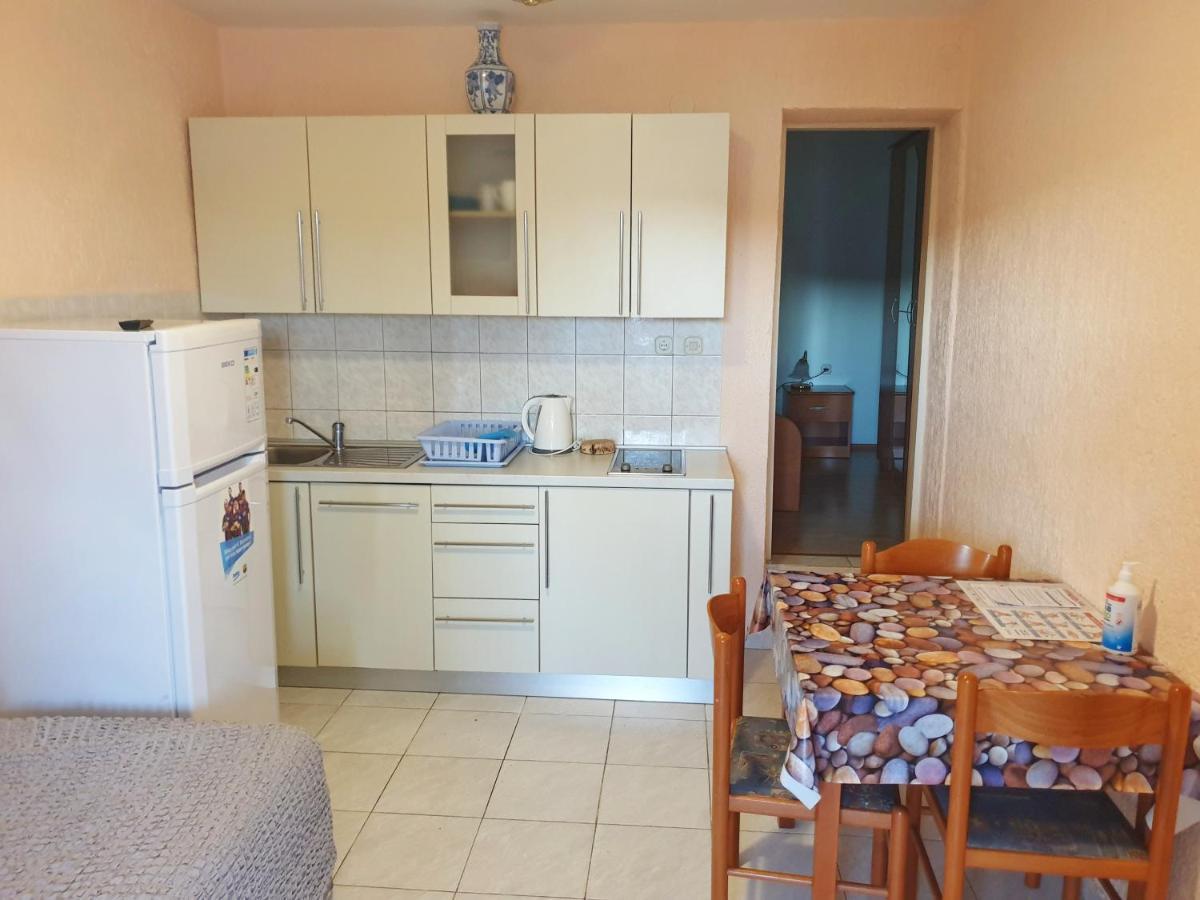 Betanovalja Appartement Buitenkant foto