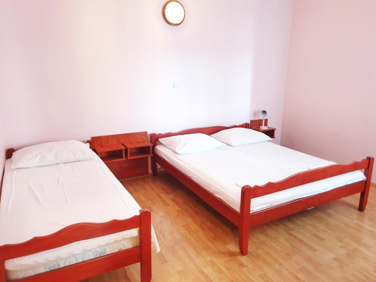 Betanovalja Appartement Buitenkant foto
